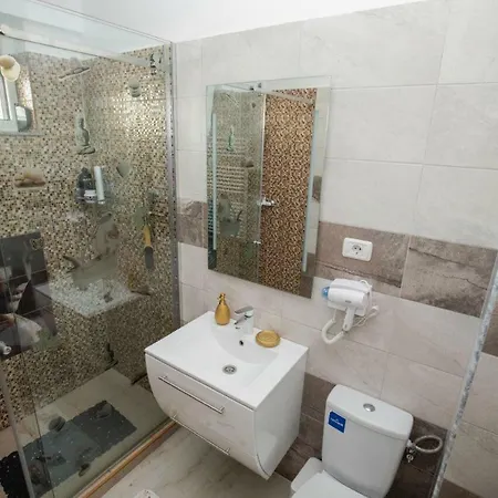 Apartament 2 Situat Langa Plaja Διαμέρισμα Mamaia