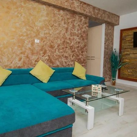 Apartament 2 Situat Langa Plaja Mamaia